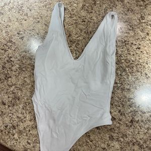 Aritzia white contour bodysuit size small